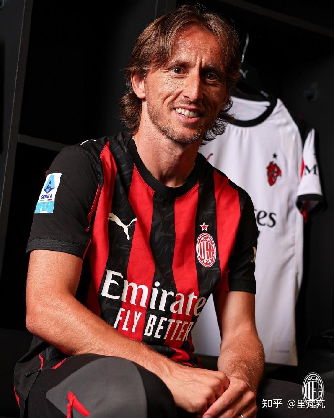 上赛季英超每次射门预期进球数前五：维萨和伊萨克并列第一