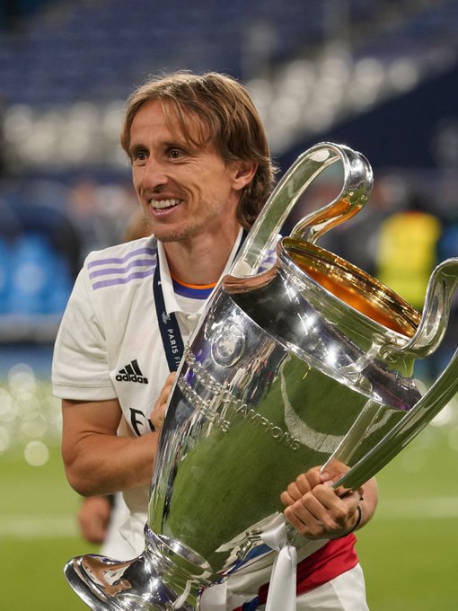 乒乓球混合团体世界杯：中国队六连胜领跑积分榜