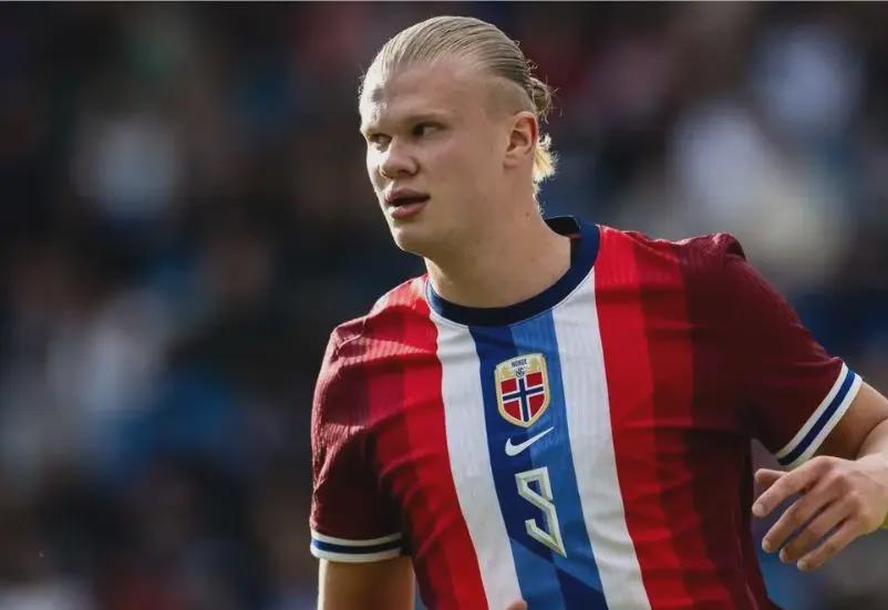 镜报：安东尼愿大幅降薪回归贝蒂斯，已拒绝胜利、博塔弗戈