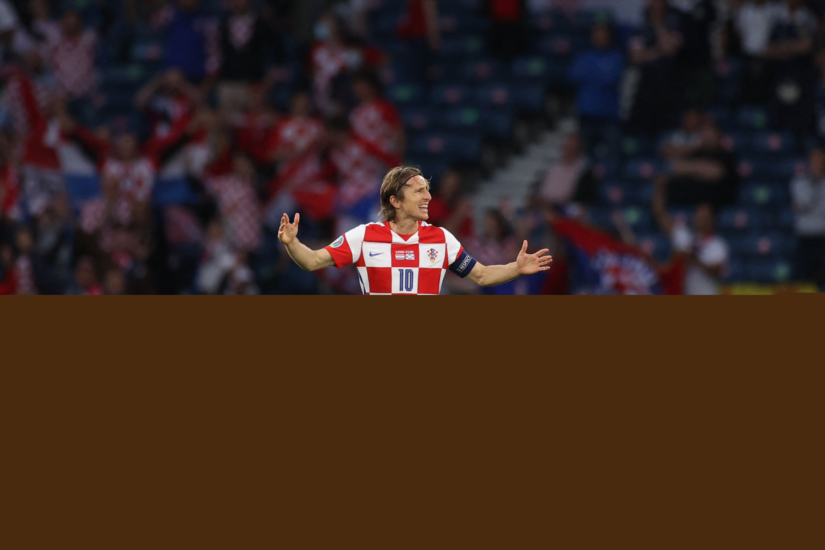 06年季后赛抢7大战科比第四节拒出手引争议