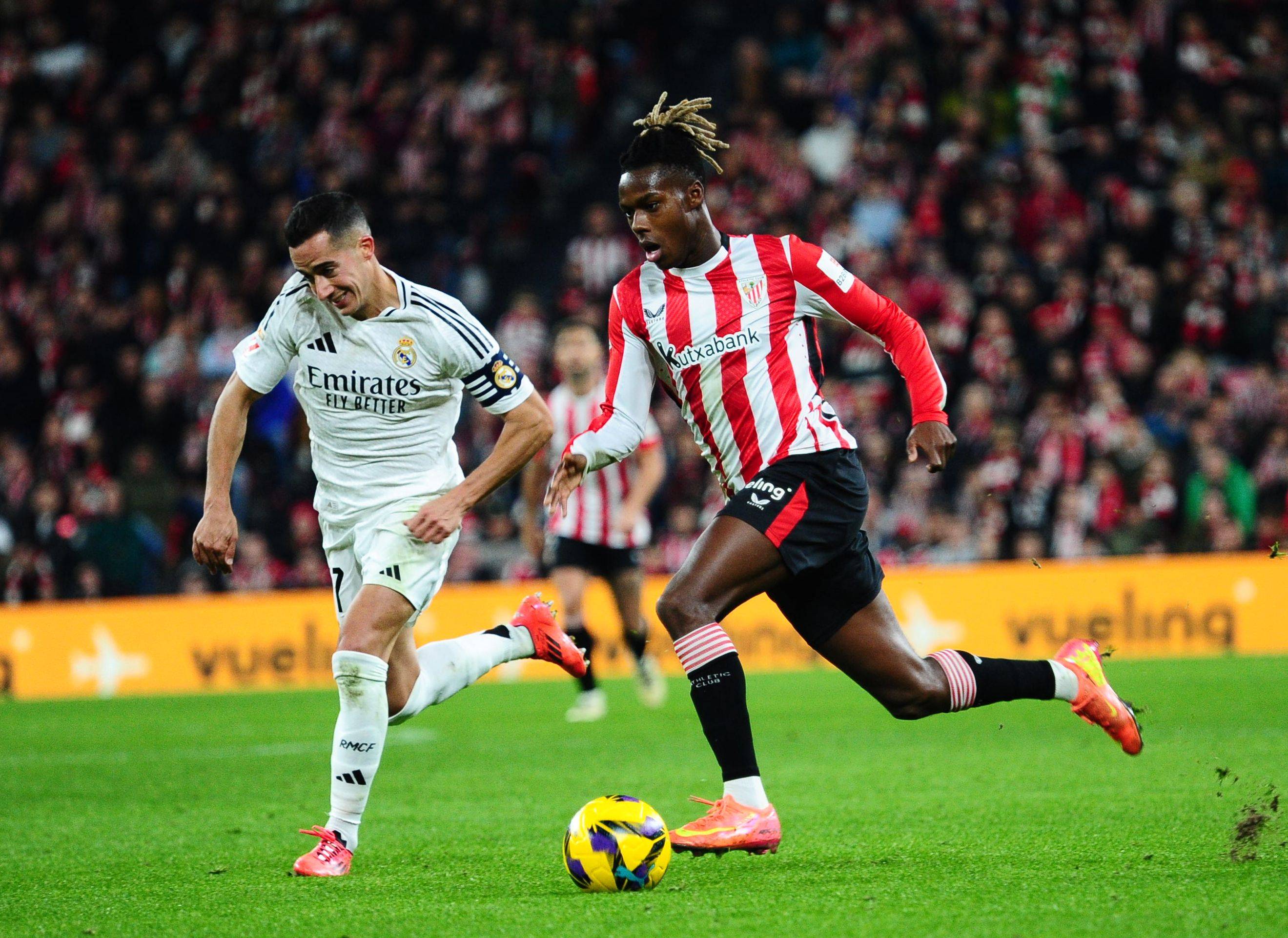 杨瀚森首发出战7分54秒，得到1篮板1失误4犯规。