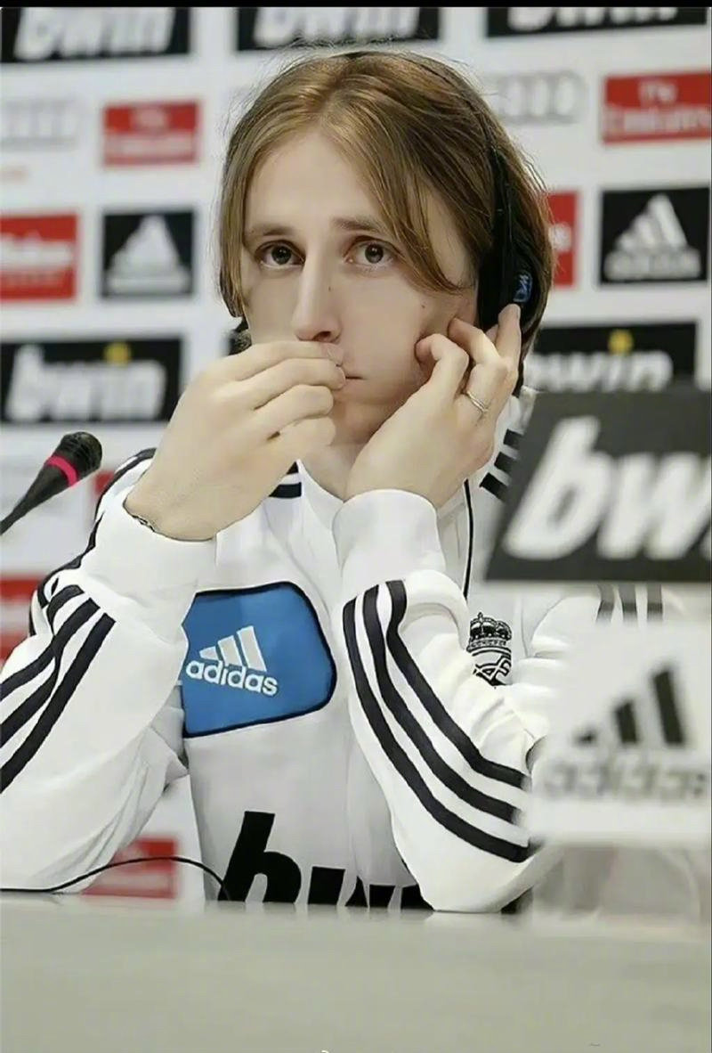 成都上次取胜还是10月17日赢梅州，自那之后6场比赛4平2负