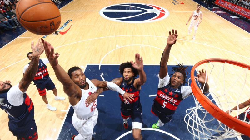 杨瀚森生涯首次首发可圈可点