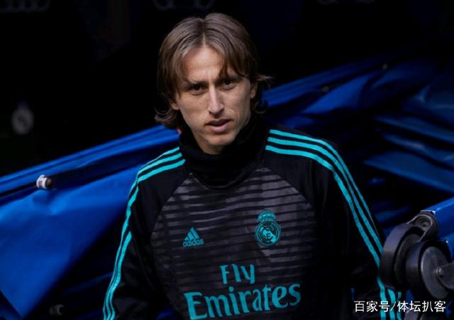 巴黎人报：舍瓦利耶有望迎来国家队首秀，多名轮换球员将出场